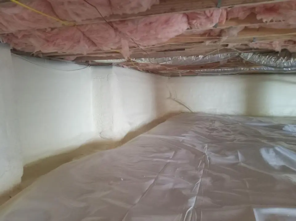 Crawl space encapsulation with closed-cell spray foam for Roof Waterproofing in Othello